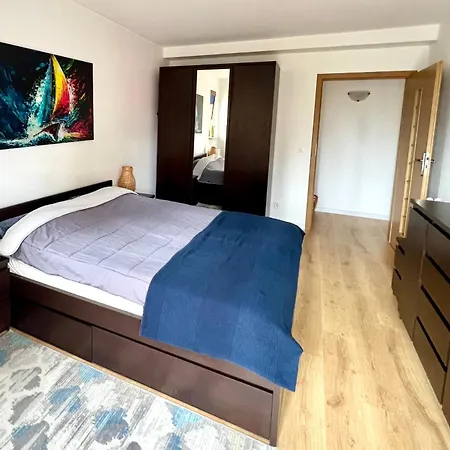 Apartament Kraken - *